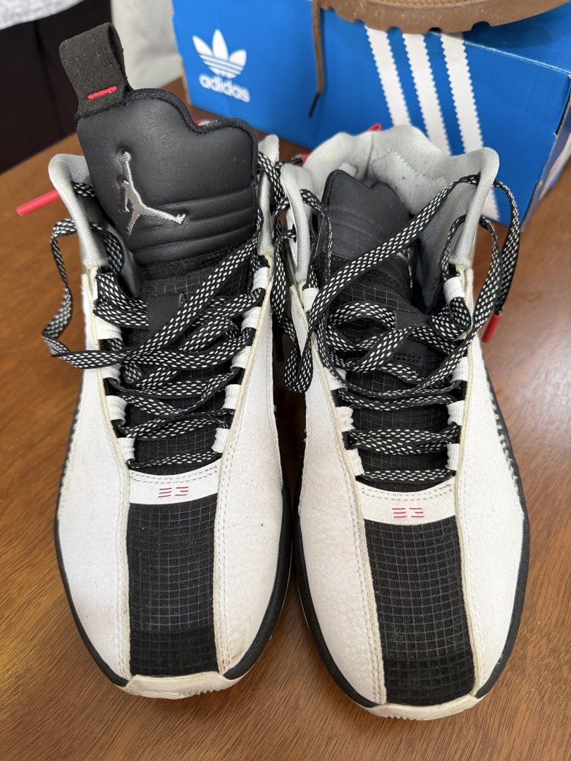 Air Jordan 35 GS (Category: Sneakers) located in Mandaluyong City. Submitted by karascloset2024 (Listing ID 1468359963, Image 2). Description: 7Y/25 cm US Women SF shouldered by the buyer Note: This is slightly used. No box Location: 📍Mandaluyong.