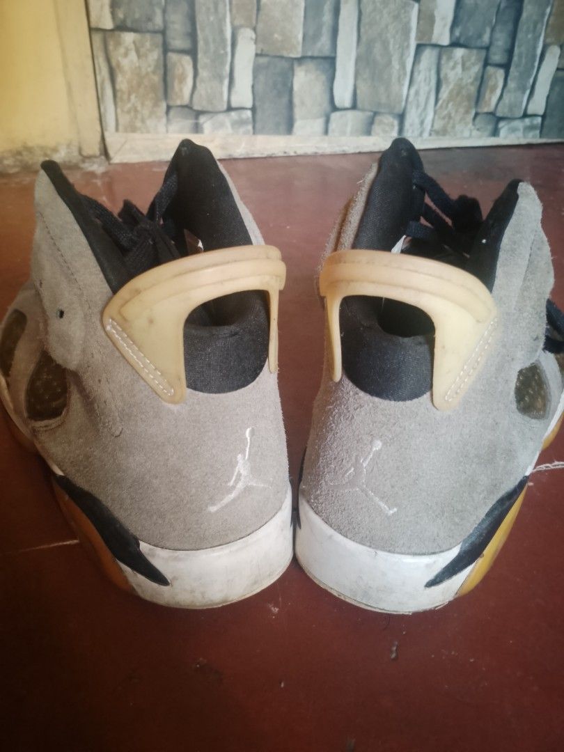 Air Jordan 6 Retro (Category: Casual Shoes) located in Baguio. Submitted by bado.feels (Listing ID 1468285567, Image 3). Description: Size 9.5 Need cleaning No issue 750+sf.