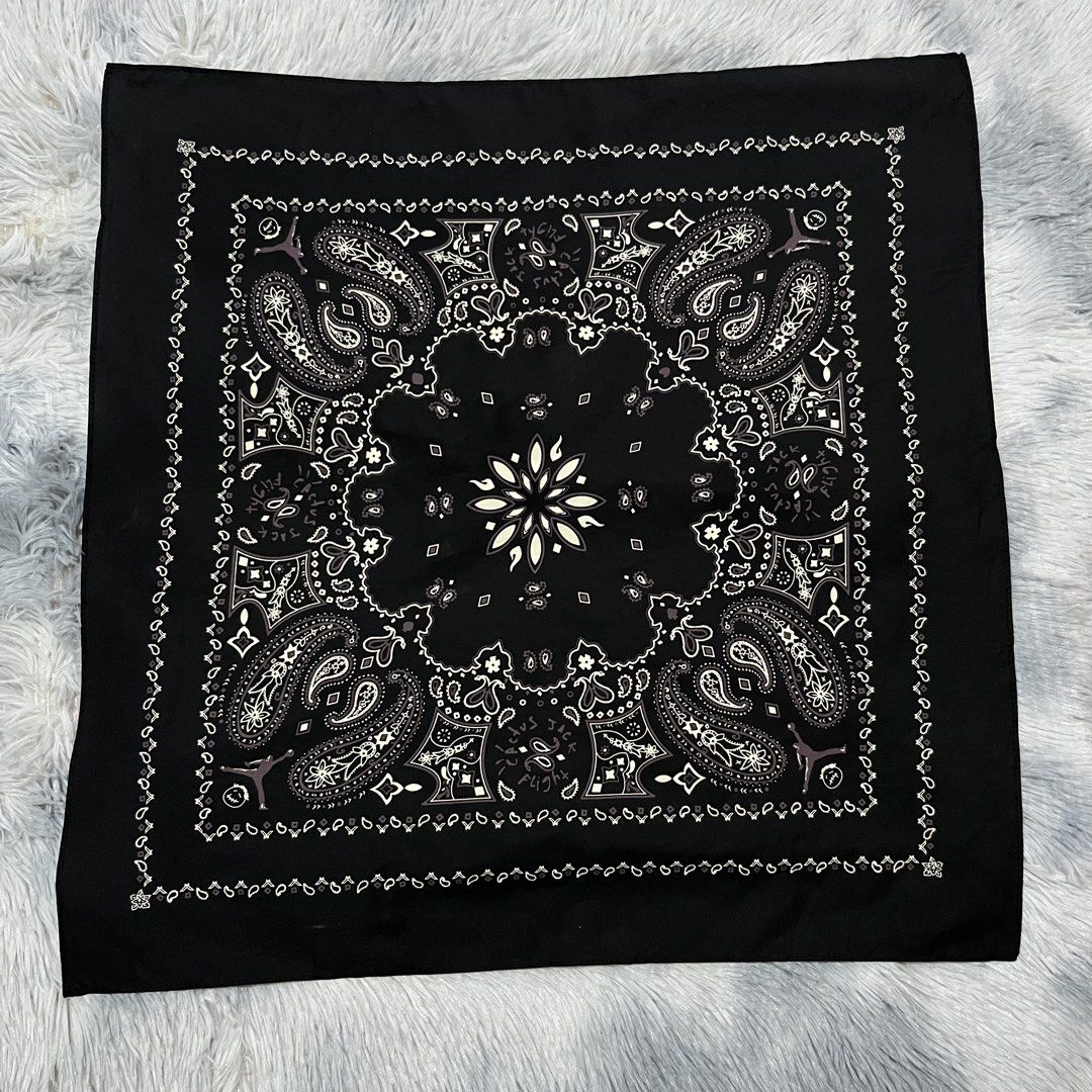 Air Jordan x Travis Scott Bandana (Category: Handkerchief & Pocket Squares) located in Alubijid. Submitted by rstylthrft (Listing ID 1468318708, Image 1). Description: .
