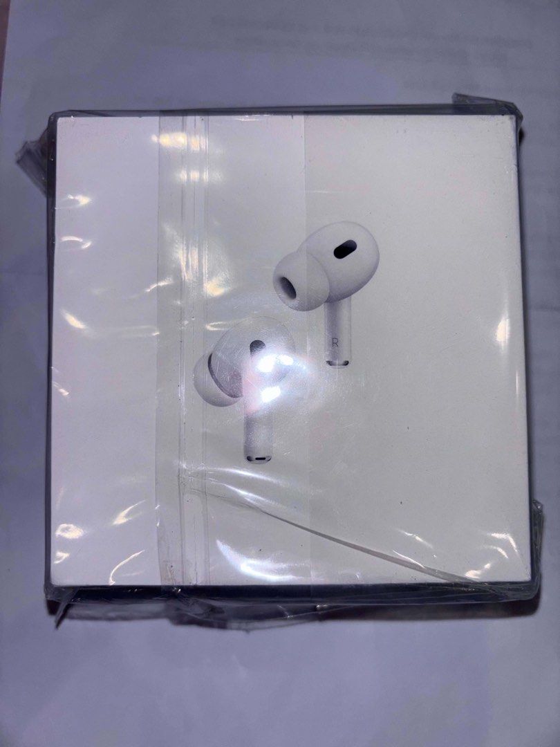 AirPods Pro 2nd Gen BNEW (Category: Headphones & Headsets) located in Manila. Submitted by selgs (Listing ID 1468369652, Image 1). Description: Brand New never been open Sealed never been open Nabili sa Flagship store power mac Kaso nawala ang resibo.