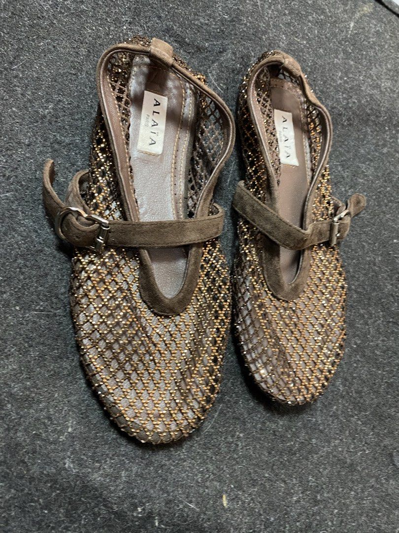 Alaïa Ballet Flats (Category: Flats & Sandals) located in Quezon City. Submitted by loloyz123 (Listing ID 1468455385, Image 1). Description: Alaïa Ballet Flats Condtion: Very good Color rate: 9.7/10 Color: Brown/ suede Size: 36 insole: 24cm.