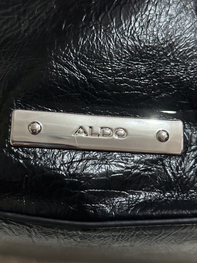 Aldo Mini Bucket Bag (Category: Luxury Bags & Wallets) located in Baguio. Submitted by previouslymine.10 (Listing ID 1468370786, Image 3). Description: - brand new original/authentic.