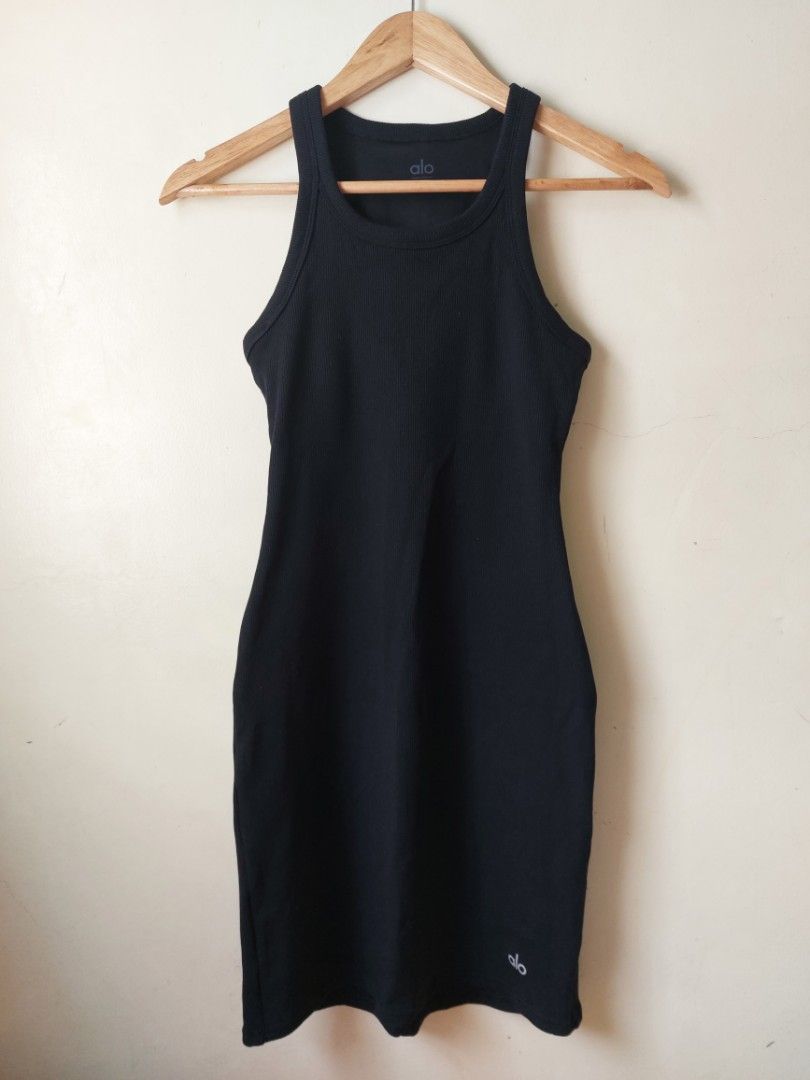 Alo Dress (Category: Dresses) located in Quezon City. Submitted by vans2013 (Listing ID 1468323152, Image 1). Description: small with pad slot euc.