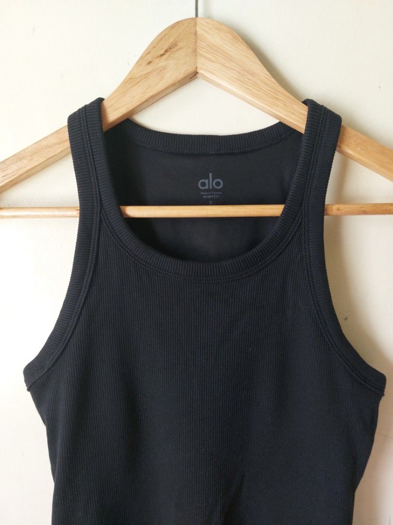 Alo Dress (Category: Dresses) located in Quezon City. Submitted by vans2013 (Listing ID 1468323152, Image 2). Description: small with pad slot euc.
