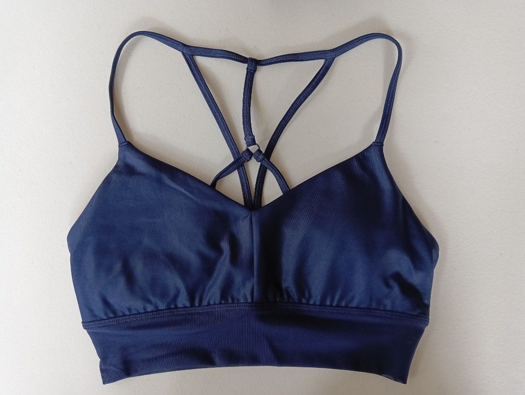 ALO YOGA Lavish Bra (Category: Activewear) located in Rizal. Submitted by timeless_shop (Listing ID 1468309814, Image 2). Description: ORIGINAL ALO Yoga Navy Blue 📏 Bust Size Fit : 32-34 inches 👚 Size: Small on tag 🎨 Color: Navy Blue ✂️ Style: Strappy criss-cross back - sexy! 💯 Condition: 9.9/10 - Like New talaga 🎨 Color Rate: 9.9/10 - Ilang beses lang nasuot ito, 🧵 Quality ng Fabric: - Original ALO Yoga - Sweat-wicking, presko kahit pawisa