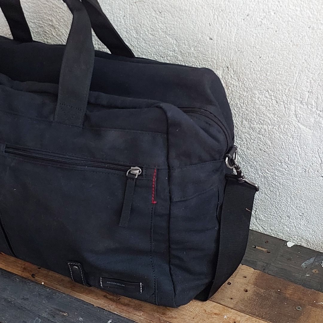 Amanda Bellan Canvas Duffle Bag Black (Category: Tote Bags) located in Caloocan City. Submitted by 2ndhand.manila (Listing ID 1468294097, Image 3). Description: Swipe left for more photos and measurements. ▪️NO COD/COP ▪️Ship thru J&T ▪️Lalamove/Grab Express ▪️G-Cash or Bank Transfer ▪️Location: North Caloocan.