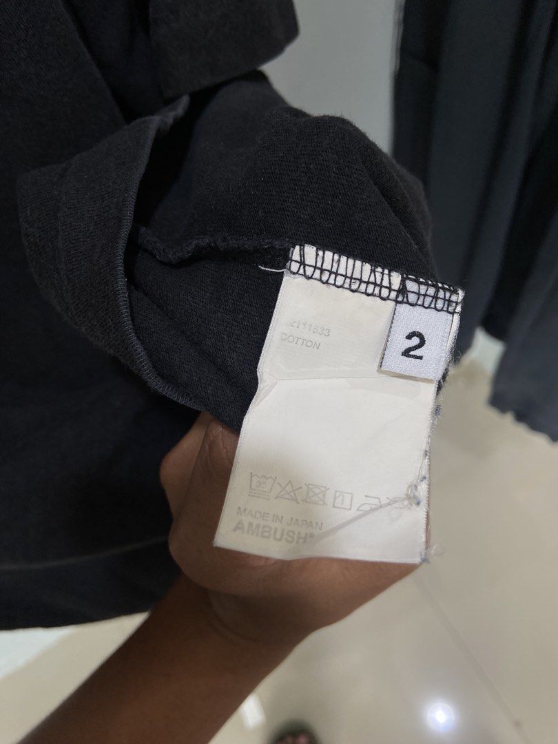 Ambush limited edition Tee (Category: Tshirts & Polo Shirts ) located in Panabo. Submitted by thrifty.red (Listing ID 1468351968, Image 3). Description: width:21 length:27.5 9.5/10 color rate no issue.