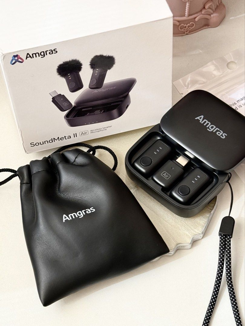 Amgras Magnetic Microphone for IOS/Android (Category: Microphones) located in Taguig. Submitted by kitty.bloom (Listing ID 1468288180, Image 1). Description: 🛒Amgras SoundMeta II Magnetic Microphone Mini for Android/IOS . . -just unboxed -LIKE NEW✅ ₱800 nalang! bought this for 1k+ 📍Taguig 🚚Lalamove/Jnt.