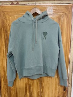 (Category: ) located in . Submitted by thriftshoesapparatus (Listing ID 1468418143, Image 1). Description: .
