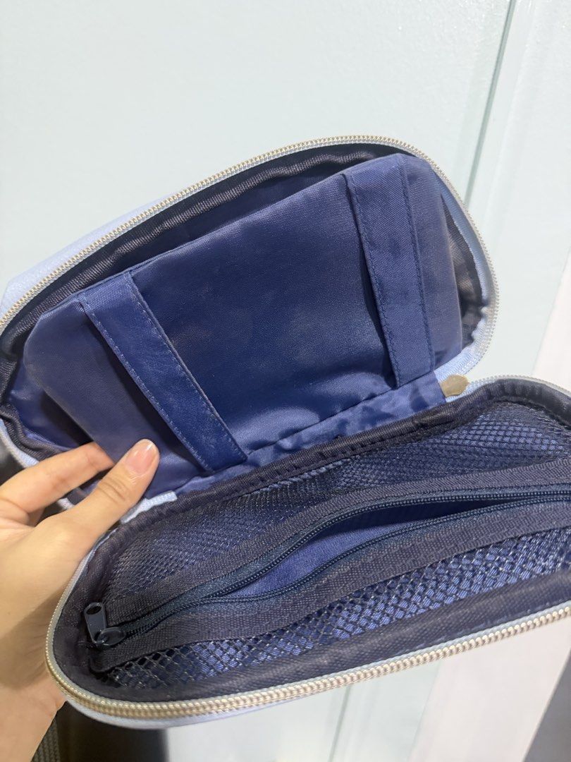 Anko make uo pouch (Category: Purses & Pouches) located in Quezon City. Submitted by destashingmycloset (Listing ID 1468334049, Image 2). Description: .