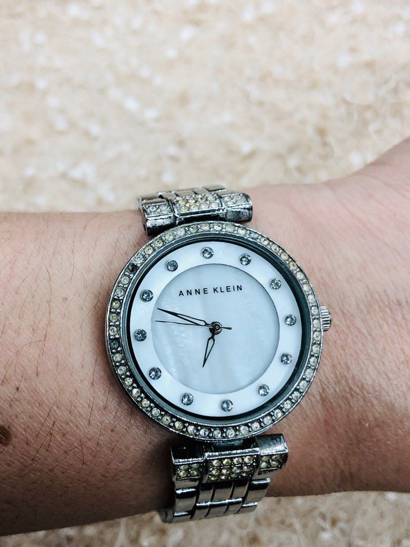 Anne Klein (Category: Women's Watches) located in Cavite. Submitted by onstuffs_19 (Listing ID 1468469252, Image 1). Description: .