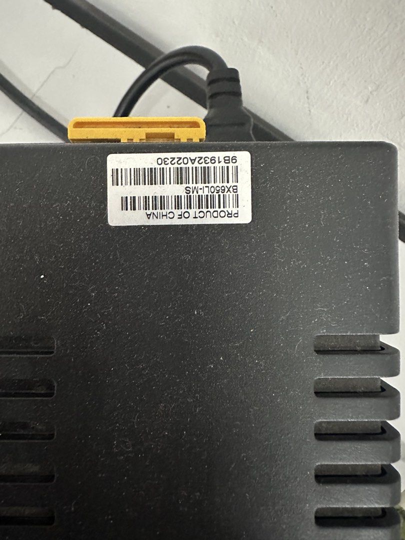 APC Back-UPS 650 BX650LI-MS Uninterruptible Power Supply (Category: Air Conditioning and Heating) located in Santa Rosa. Submitted by remini88 (Listing ID 1468296320, Image 2). Description: - Model: APC Back-UPS 650 (BX650LI-MS) - Capacity: 650VA / 325W (Input: 230V, 50/60Hz) - Outlets: 2 universal output sockets at the back - Features: Battery connector slot on top, standard power cable attached - Protection: Safeguards electronics against power