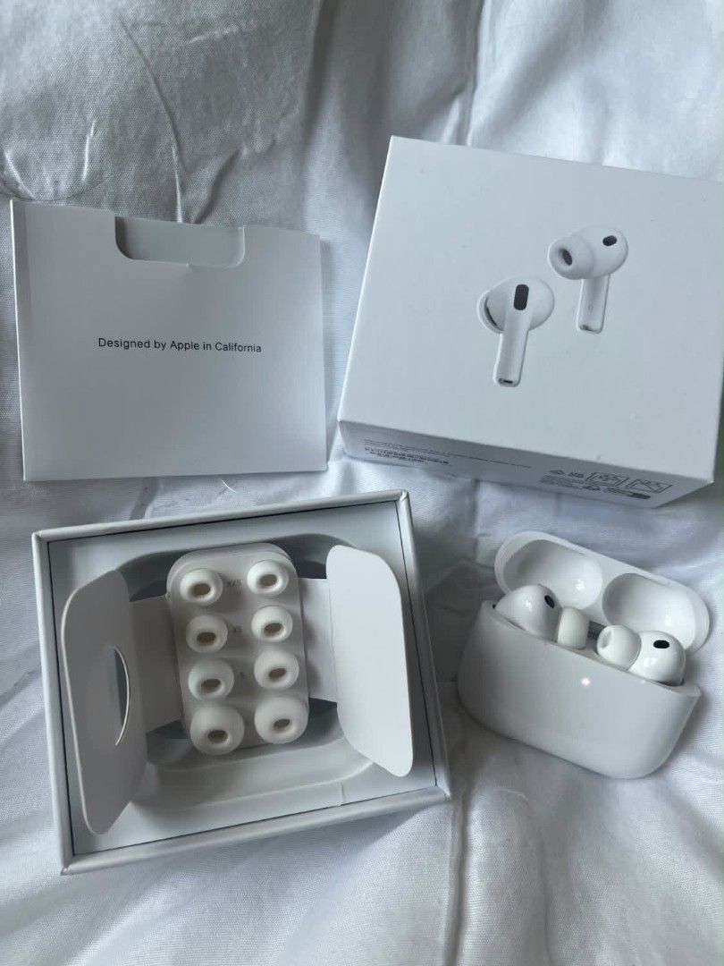 Apple AirPods Pro 3rd Generation (Category: Headphones & Headsets) located in Manila. Submitted by mightyflower.454704 (Listing ID 1468301724, Image 2). Description: - Authentic Apple Airpods Pro 3rd Generation - Includes charging case and original box - Comes with airpods manual - Extra ear tips included in sizes XXS, XS, S, and L - Clean, sanitized, and 100% ready to use - Meetup or shipping options available.