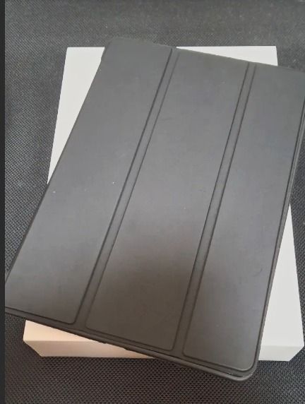 Apple Ipad 7th Gen 32gb wifi space gray (Category: iPad) located in Mandaluyong City. Submitted by rpg01 (Listing ID 1468399293, Image 1). Description: - Apple iPad 7th Generation - Storage Capacity: 32GB - Connectivity: Wi-Fi only - Color: Space Gray 1st owned. Very good codition. Back-up tablet only. With tempered glass and case since day 1. Never repaired, no issues. Locally purchased Comes with original box and original charger. NO lightning 