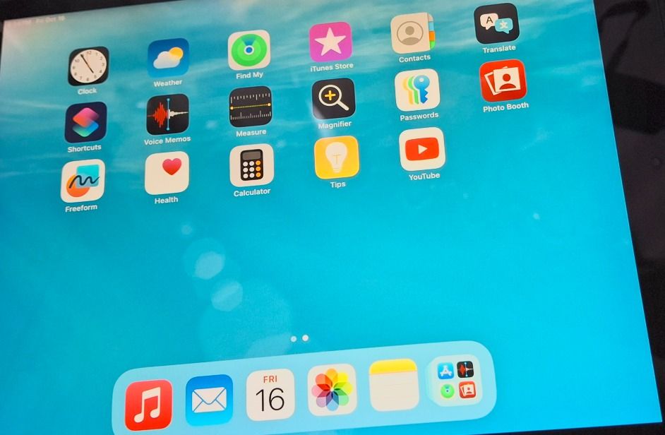 Apple Ipad 7th Gen 32gb wifi space gray (Category: iPad) located in Mandaluyong City. Submitted by rpg01 (Listing ID 1468399293, Image 3). Description: - Apple iPad 7th Generation - Storage Capacity: 32GB - Connectivity: Wi-Fi only - Color: Space Gray 1st owned. Very good codition. Back-up tablet only. With tempered glass and case since day 1. Never repaired, no issues. Locally purchased Comes with original box and original charger. NO lightning 