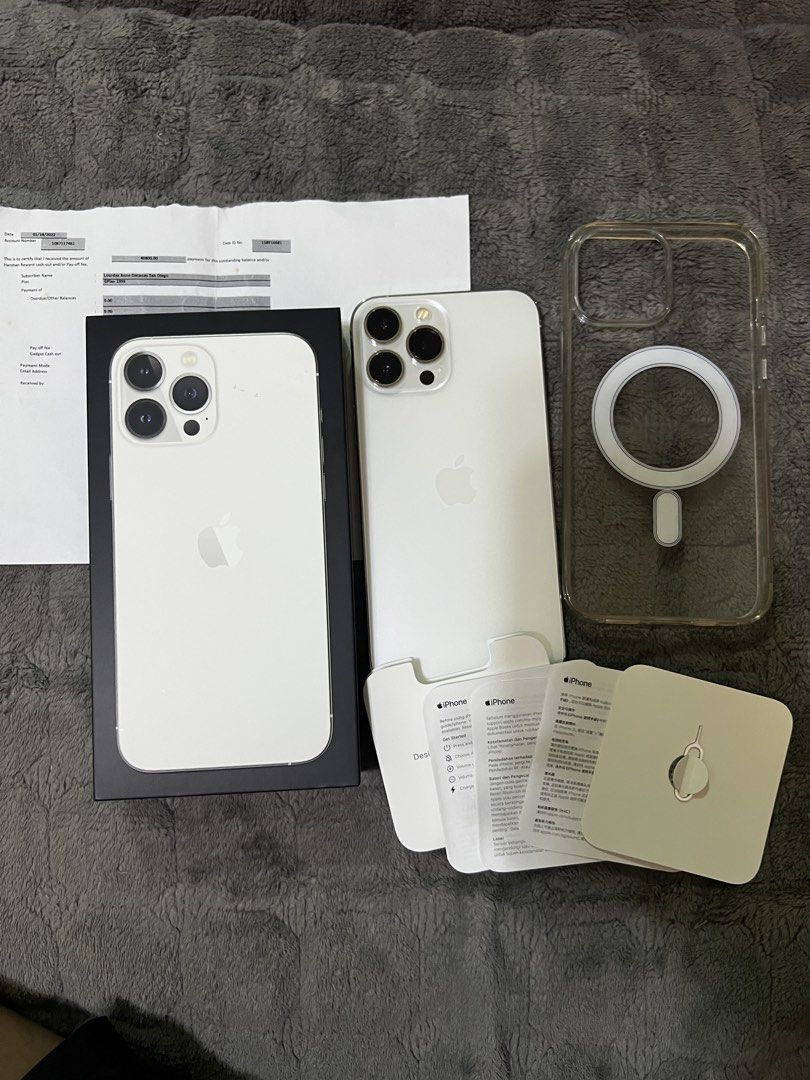 Apple iPhone 13 Pro Max 128GB (Category: iPhone 13 Series) located in Quezon City. Submitted by zhealb (Listing ID 1468382501, Image 1). Description: FOR SALE ONLY‼️ ASKING FOR HM AND LAST PRICE WILL BE IGNORED‼️ iPhone 13 PRO MAX (SILVER) 128GB FACTORY UNLOCKED Comes with all original Usb cable Free case Box Manual Sim Ejector Excellent condition, no issue. Face ID working True Tone working Unli reset Battery Health 73% (original) 99% smoothness