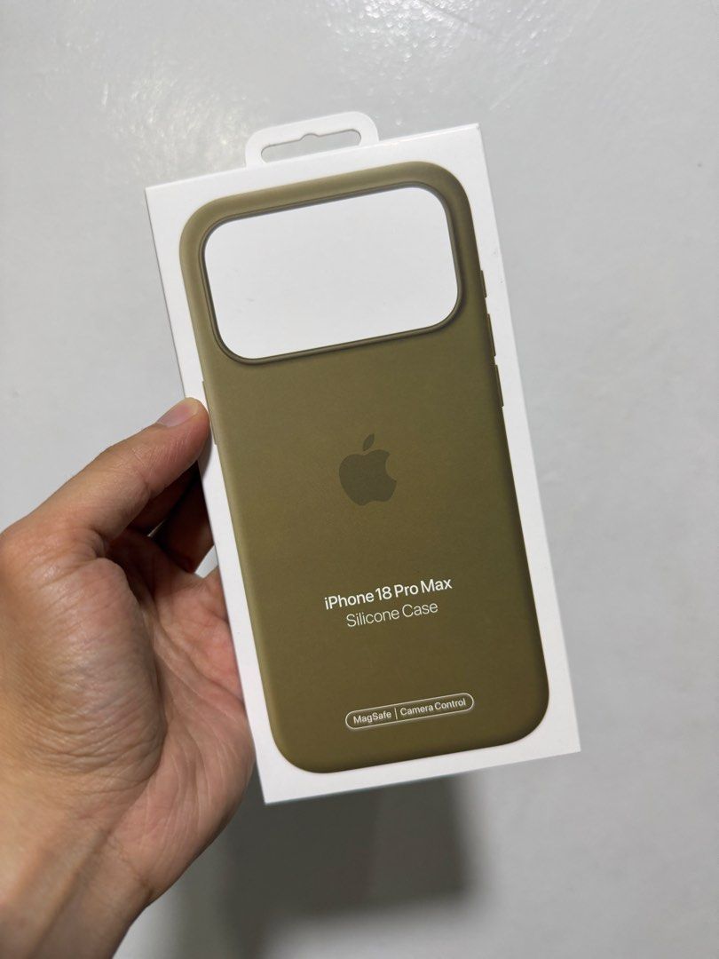 Apple Silicone Case 18 Pro Max (Category: Cases & Sleeves) located in Makati City. Submitted by yheltsin (Listing ID 1468382032, Image 1). Description: Selling Brandnew Olive Apple Silicone Case for 18 Pro Max. RFS: To buy Burgundy color.