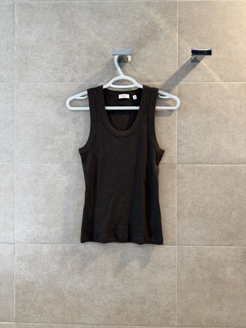 Aritzia Babaton Busy Tank (Category: Sleeveless) located in San Juan City. Submitted by live4lulu (Listing ID 1468309367, Image 1). Description: Used once.