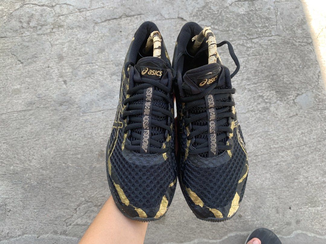 Asics (Category: Sneakers) located in Sibulan. Submitted by sharlyngra11287 (Listing ID 1468302318, Image 3). Description: Mine: 1,650 pesos🍀 Brand: Asics Size: 41.5 Condition: Super minimal sign of usage💗🎀.