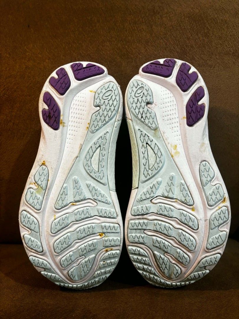 Asics Gel Kayano 30 (Category: Sneakers) located in Mapandan. Submitted by jcsukay (Listing ID 1468415244, Image 3). Description: Asics Gel kayano 30 (Authentic) Us 5 m Us 6 w Eur 37 Cm 23 Excellent Condition Issue: replaced insole pad.