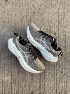 (Category: ) located in . Submitted by thriftkicks3 (Listing ID 1468368245, Image 1). Description: .