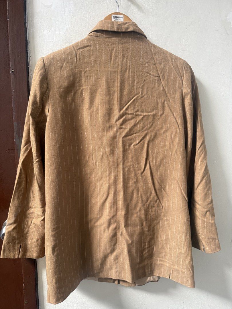 Assorted Casual Blazers Suit Jackets (Category: Coats, Jackets and Outerwear) located in Quezon City. Submitted by gelaicatral (Listing ID 1468295498, Image 2). Description: TAKE ALL BLAZERS FOR 1K Mostly XL to 2XL sizes.