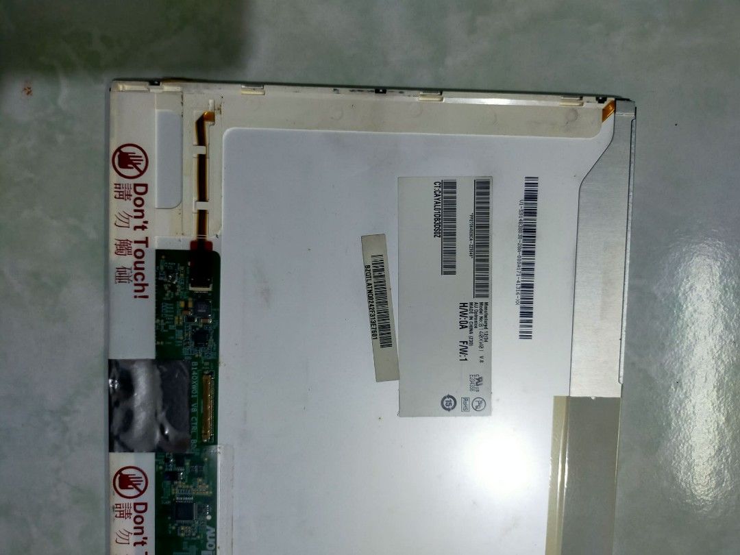 AU Optronics B140XW01 V.8 14-inch Laptop LCD Screen (Category: Laptops & Notebooks) located in Pasig City. Submitted by phgigapro (Listing ID 1468333113, Image 2). Description: 40 pins -Brand: AU Optronics - Model: B140XW01 V.8 (Mfg: Dec 2014) - Size: Standard 14-inch display panel replacement - Inclusions: Control board and connector ribbons attached - Condition: used but working, no issue - Perfect for DIY laptop repairs and screen replacements