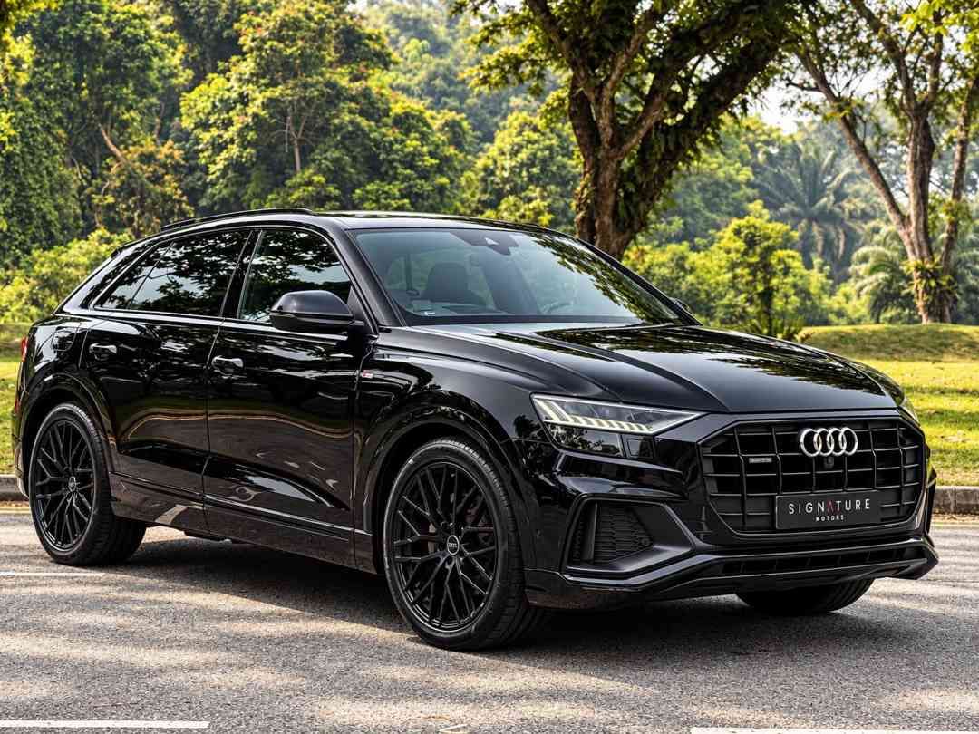 Audi Q8 Mild Hybrid 3.0 TFSI qu Tip (A) (Category: Used Cars) located in Singapore. Submitted by signaturemotors (Listing ID 1468364768, Image 2). Description: Showroom: 237 ALEXANDRA ROAD 237 Alexandra Road #02-04 Singapore 159929 1 Owner! Full Agent Maintained! Cheapest In The Market! Come with Audi Virtual Cockpit With MMI Touchscreen Infotainment. Wireless Carplay/Android Auto. Smart Key System. Remote Boot Release. Rear Climate Control. HUD.