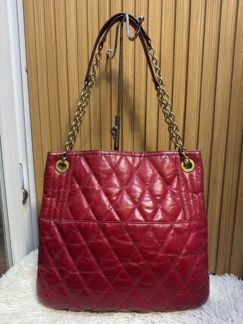 Auth Vintage Coach bag (Category: Luxury Bags & Wallets) located in Baguio. Submitted by starbagz (Listing ID 1468288510, Image 2). Description: .