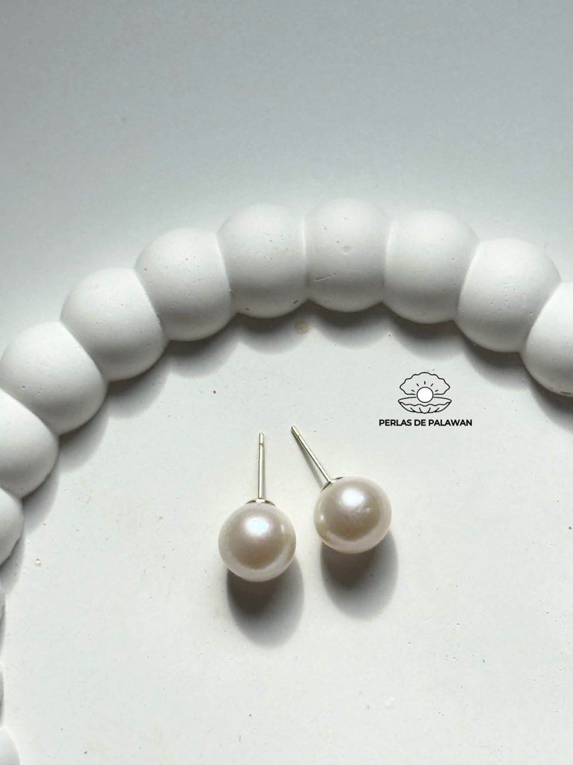 Authentic 11-12mm White Round Freshwater Pearl Stud Earrings (Category: Earrings) located in Manila. Submitted by perlasdepalawan (Listing ID 1468349094, Image 3). Description: 100% REAL FRESHWATER PEARL ✔️ 100% Real/Authentic Freshwater Pearl 💯 ✔️ High Quality Pearl ✔️ Philippines Pearl 🇵🇭 ✔️ made in Palawan, Philippines 🇵🇭 Like and Follow us on FB & IG for more ✨ FB: perlasdepalawanofficial IG: perlasdepalawan.