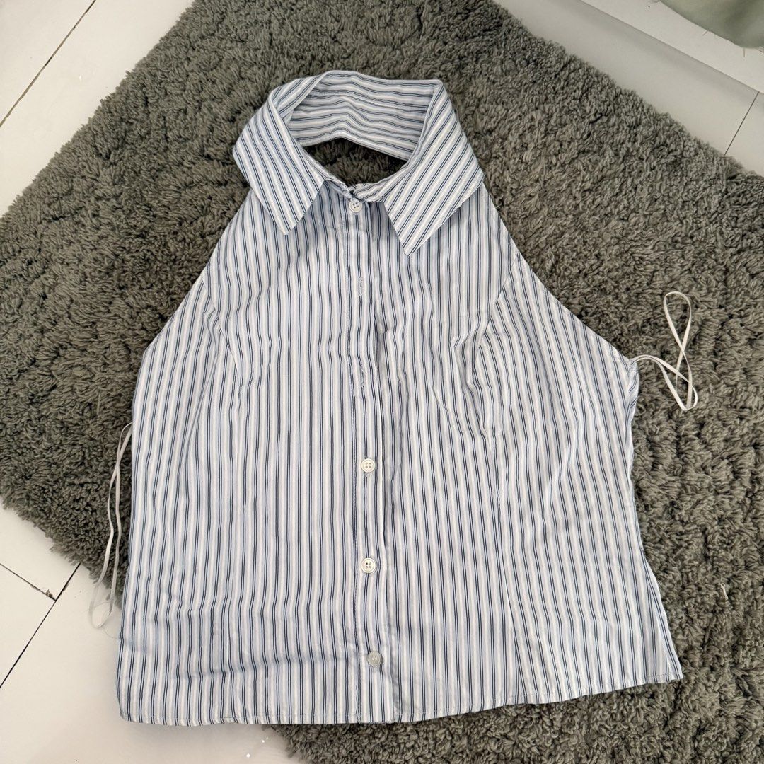 authentic bershka blue pinstripe backless halter top (Category: Sleeveless) located in Cebu City. Submitted by sayonarasells (Listing ID 1468313301, Image 1). Description: large on tag fits small better flaws: missing 2 buttons.