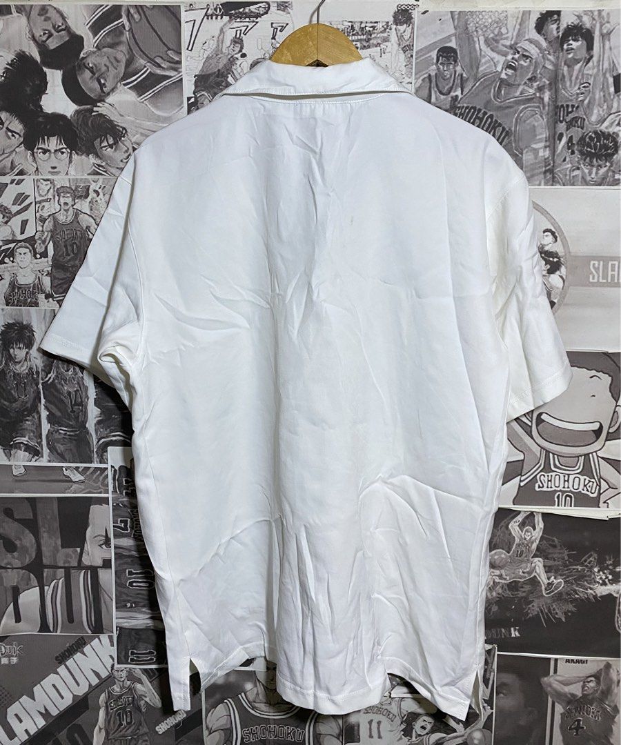 AUTHENTIC DOLCE & GABBANA WHITE SS POLO (Category: Luxury Apparel) located in Polomolok. Submitted by SafeThrift (Listing ID 1468293125, Image 3). Description: AUTHENTIC DOLCE & GABBANA WHITE SS POLO EXCELLENT NEED WASH COMPLETE TAGS 9|10 COLOR RATE 23 WIDTH 29 LENGTH SMALL ON TAG XL FRAME.