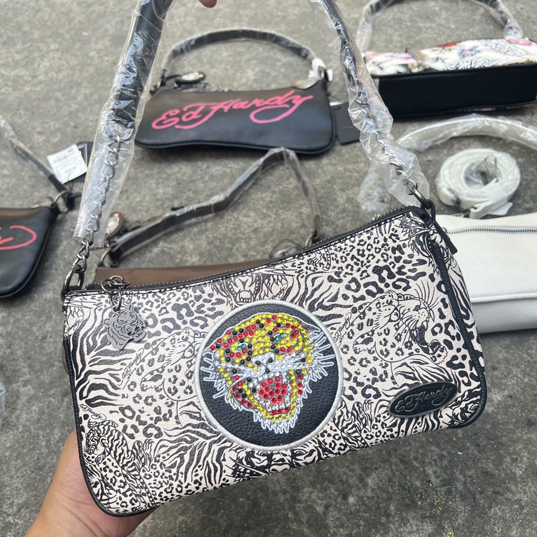 Authentic Ed Hardy Animal Print (Category: Luxury Bags & Wallets) located in Caloocan City. Submitted by urbanpouch (Listing ID 1468369768, Image 1). Description: j&t or lalamove.
