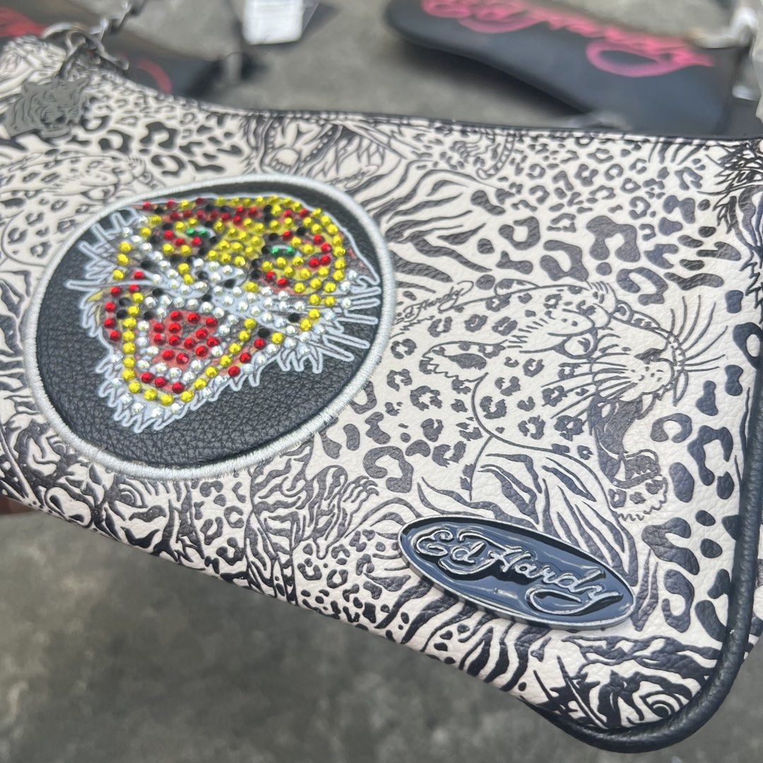 Authentic Ed Hardy Animal Print (Category: Luxury Bags & Wallets) located in Caloocan City. Submitted by urbanpouch (Listing ID 1468369768, Image 2). Description: j&t or lalamove.