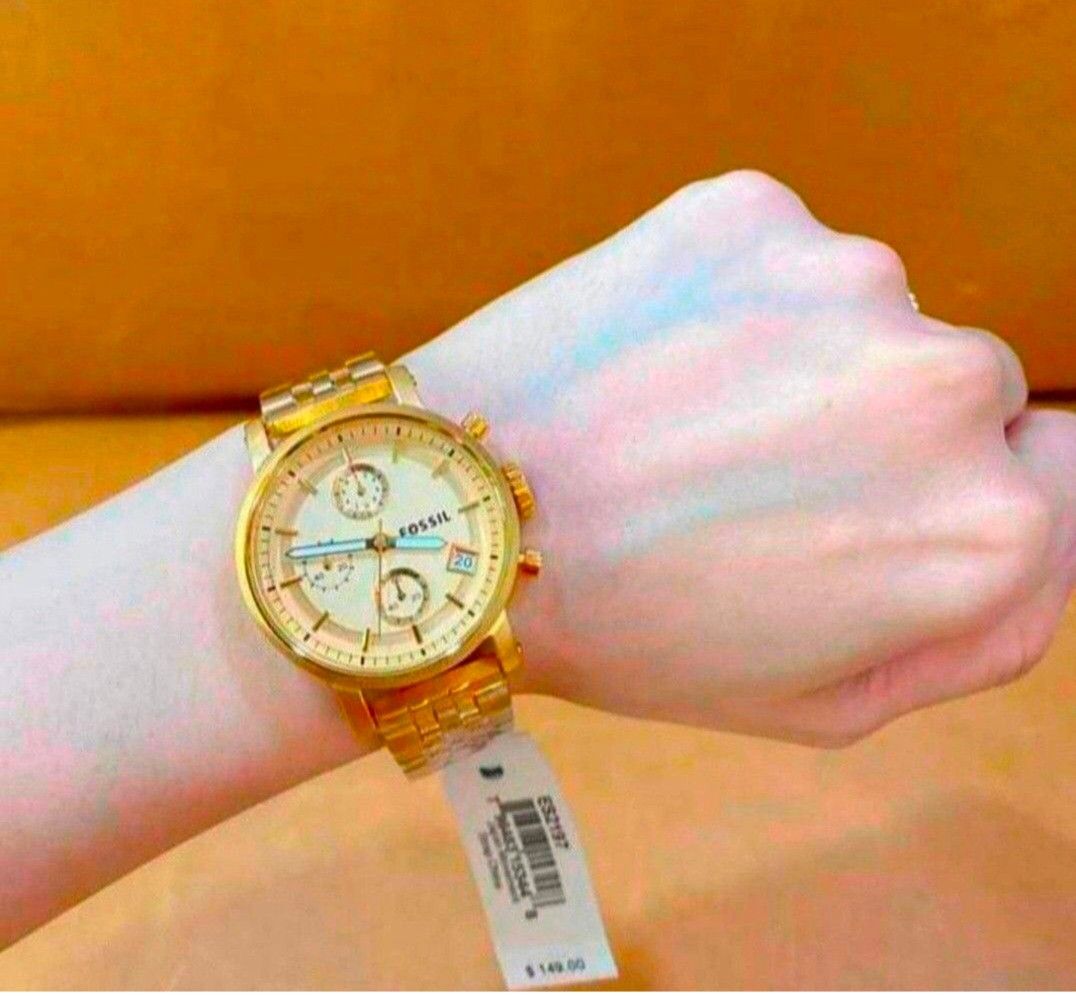 💯Authentic Fossil Watch for Women 🇺🇸🇺🇸 (Category: Women's Watches) located in Manila. Submitted by Authentic4Less_OLShop (Listing ID 1468306325, Image 2). Description: 🇺🇸Authentic from US🇺🇸 ✅complete inclusions ✅pawnable watch ✅with warranty ✅open for legit check to any watch centers Money back if proven fake ☺️ RESELLERS ARE WELCOME!!!🥰 DISCLAIMER: Authentic4Less OLShop is not affiliated with any of the brands posted in this account. C
