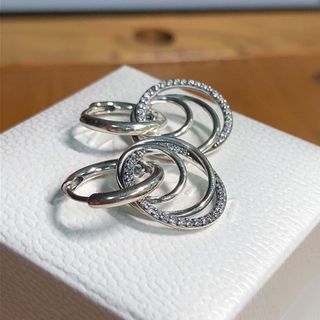 (Category: ) located in . Submitted by daintyjewels (Listing ID 1468309243, Image 1). Description: .