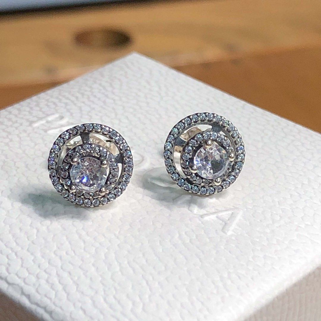 Authentic Pandora Sparkling Double Halo Stud Earrings (Category: Earrings) located in Manila. Submitted by daintyjewels (Listing ID 1468462217, Image 1). Description: .