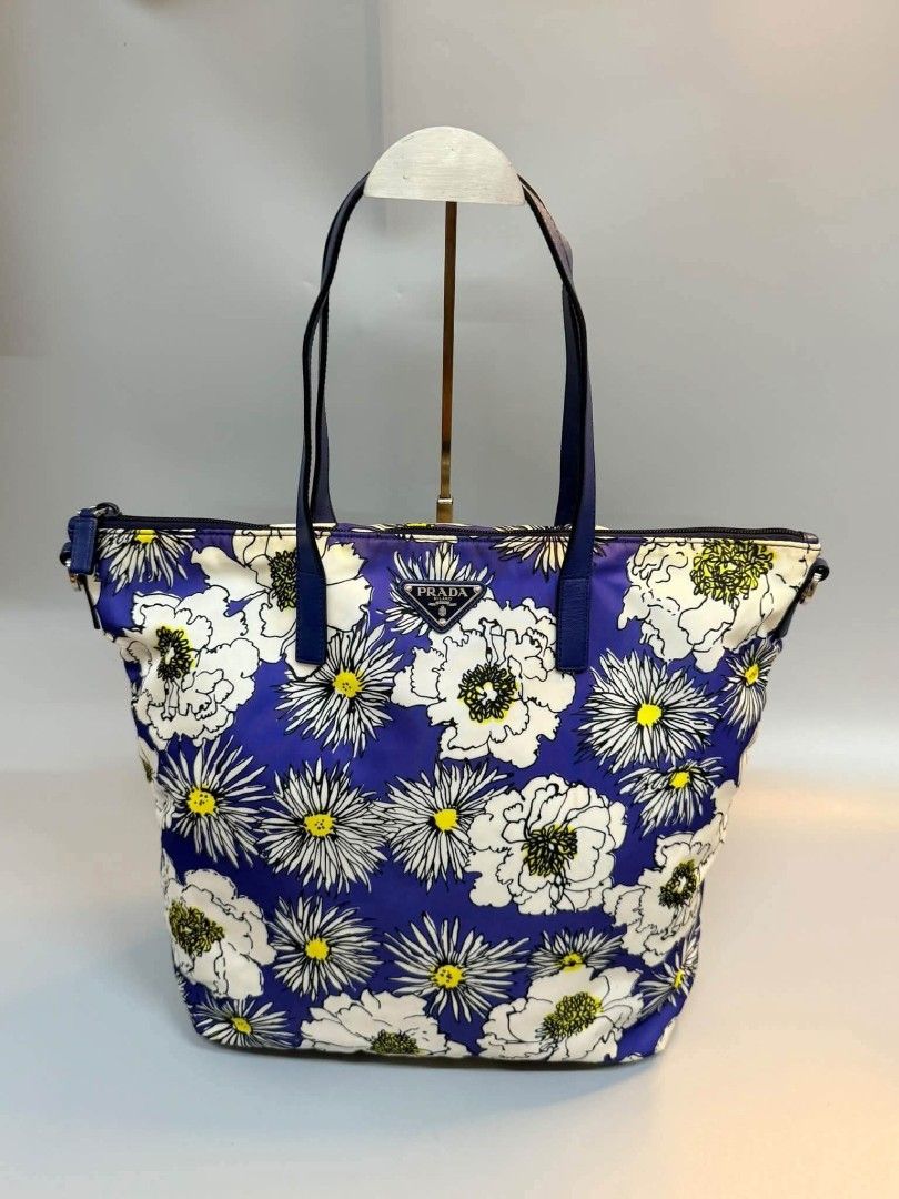 Authentic Prada FLORAL Tote Bag (Category: Luxury Bags & Wallets) located in Marikina City. Submitted by aussiemaan (Listing ID 1456529486, Image 1). Description: Authentic Moneyback if proven fake No inclusion.