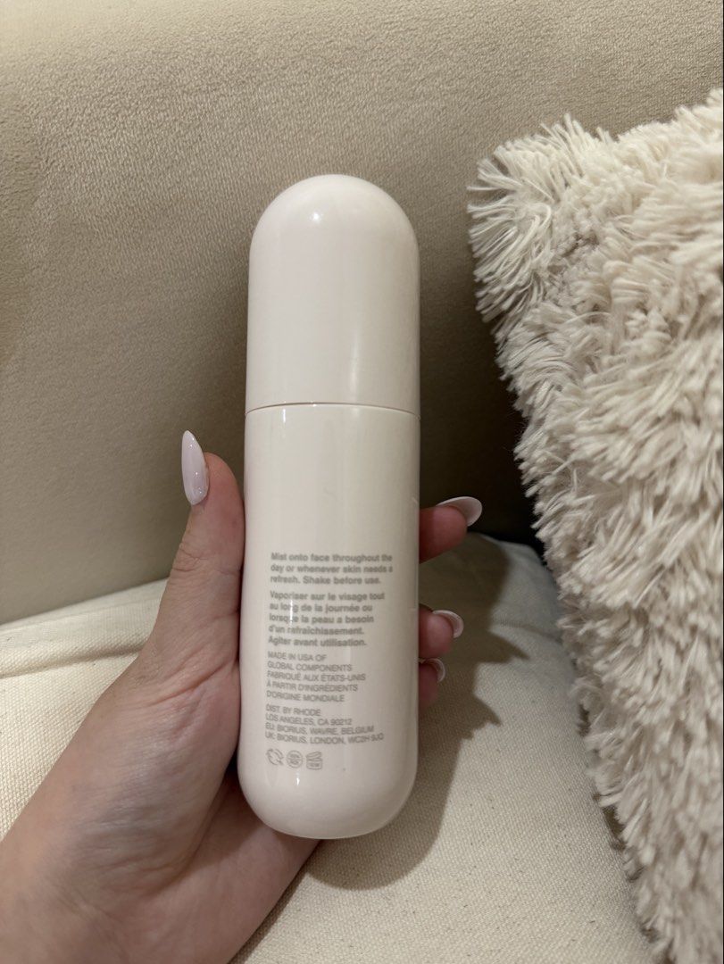Authentic Rhode Glazing Mist ( 95% full ) (Category: Face Care) located in Quezon City. Submitted by emily_in_pariss (Listing ID 1468373165, Image 2). Description: Purchased for 2600 Sprayed 3x only Purchased July 2026.