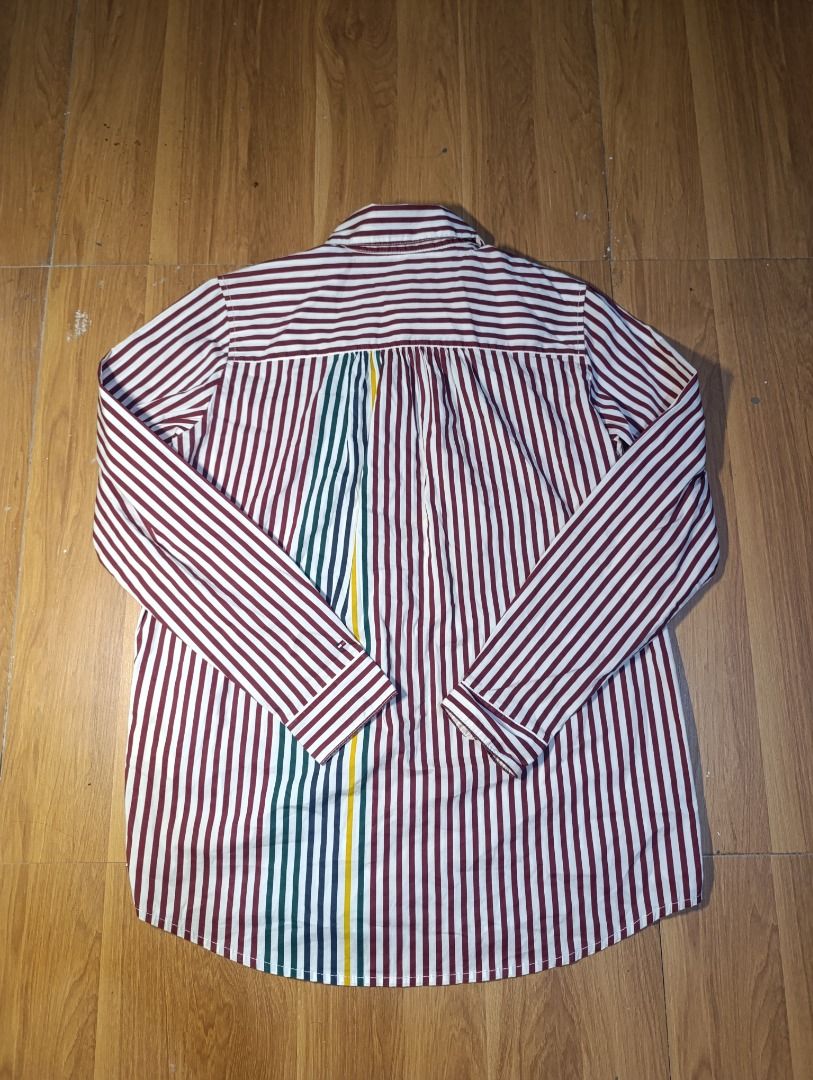 Authentic Tommy Hilfiger Button up LongSleeve (Category: Tshirts & Polo Shirts ) located in Bulacan. Submitted by koritoo (Listing ID 1468363453, Image 2). Description: Authentic Tommy Hilfiger Button up LongSleeve Good as new no issue Complete tags/ Wash tags Size S Dimensions: 19.5 Width 26.5-28 Length Color rate: 10/10.