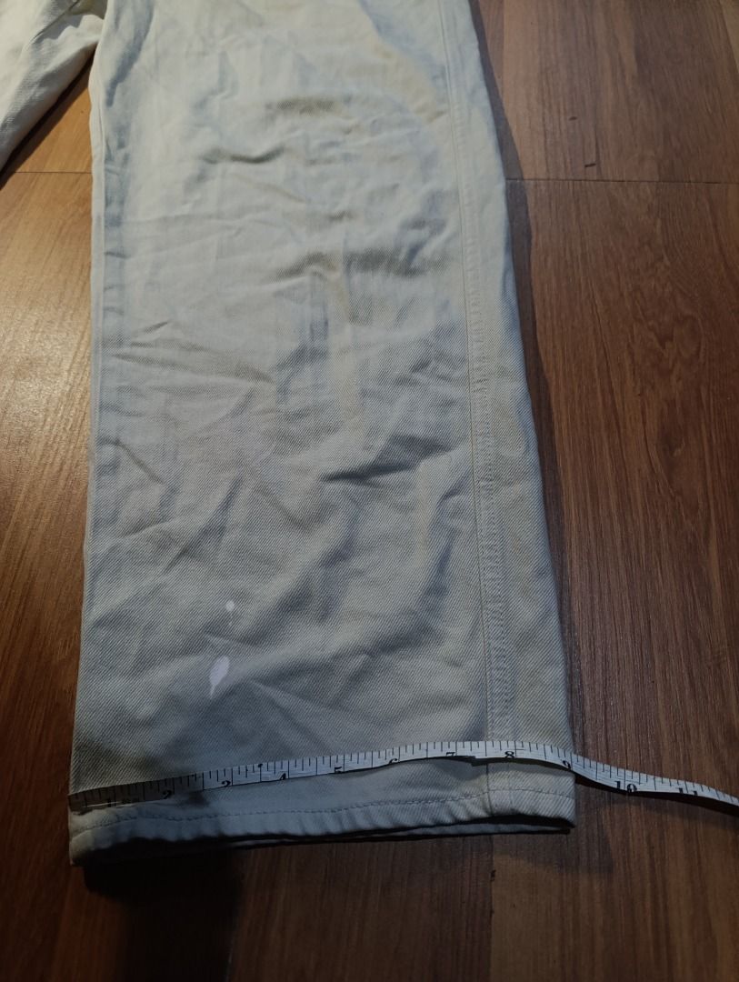 Authentic Uniqlo Wide-Leg Trousers (Category: Other Bottoms) located in Bulacan. Submitted by koritoo (Listing ID 1468368952, Image 2). Description: Authentic Uniqlo Wide-Leg Trousers Good as new, bleach issue Complete tags/ Wash tags Size L Dimensions: 29 Width 41 Length 9 Hem Color rate: 10/10.