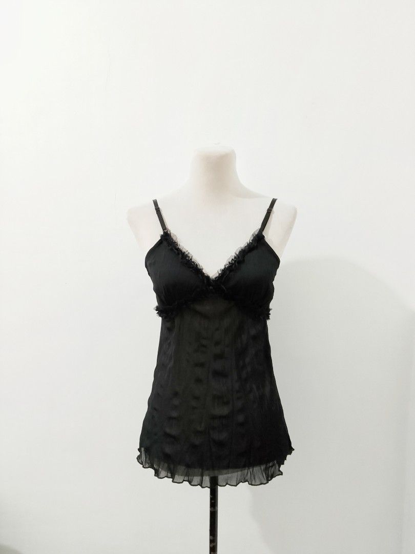 Babydoll dark coquette top (Category: Others Tops) located in Cotabato. Submitted by winonasallure (Listing ID 1468304503, Image 1). Description: size:small-Medium.