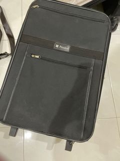 (Kategori: ) berada di . Dikirim oleh bayu.trsn (ID iklan 1468373553, Gambar 1). Deskripsi: .