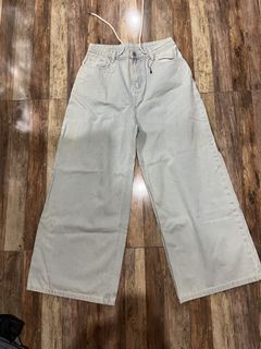 (Category: ) located in . Submitted by y2kchocothrift (Listing ID 1468468787, Image 1). Description: .