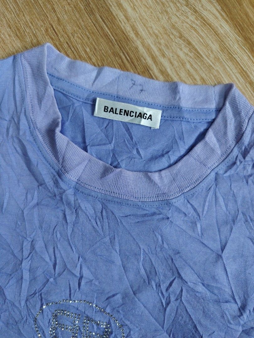 BALENCIAGA SHIRT (Category: Shirts) located in Marikina City. Submitted by kingdrel (Listing ID 1468291926, Image 2). Description: BALENCIAGA W 17.5 L 21.5 VERYGOOD CONDITION NO ISSUE COLORATE 9.5-10.