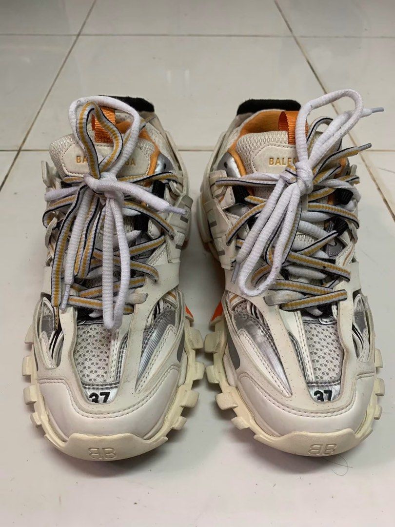 BALENCIAGA TRACK SNEAKERS (Category: Sneakers) located in Iloilo. Submitted by deric.john93 (Listing ID 1468359491, Image 3). Description: Size 37-38 womens no major flaws no heel drags minimal sign of usage with replacement box excellent inside and outside 9.5/10 condition 1500 free shipping iloilo city location.