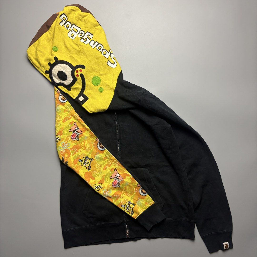 Bape BabyMilo X SpongeBob Fullzip (Category: Coats, Jackets and Outerwear) located in Dinalupihan. Submitted by hell.thrift (Listing ID 1468428401, Image 2). Description: Bape Baby Milo x spongebob Size:Small no issue As new 19x25.