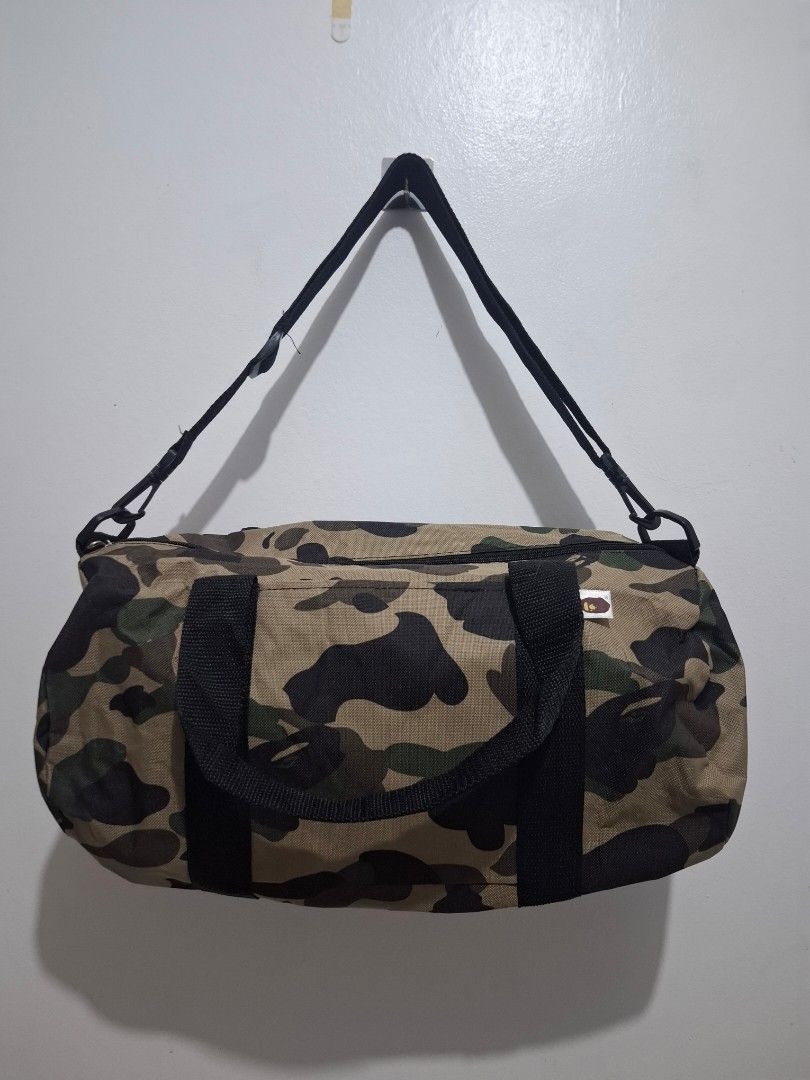 Bape bag (Category: Sling Bags) located in Tarlac. Submitted by christopher.24 (Listing ID 1468323475, Image 1). Description: good condition legit.