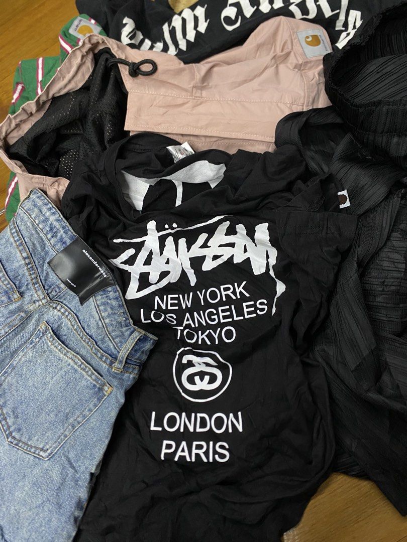 Bape x Stussy Reversible (Category: Activewear) located in Manila. Submitted by freshfindresale (Listing ID 1468317539, Image 2). Description: Size xl on tag best fit large Excellent No flaws Need wash.