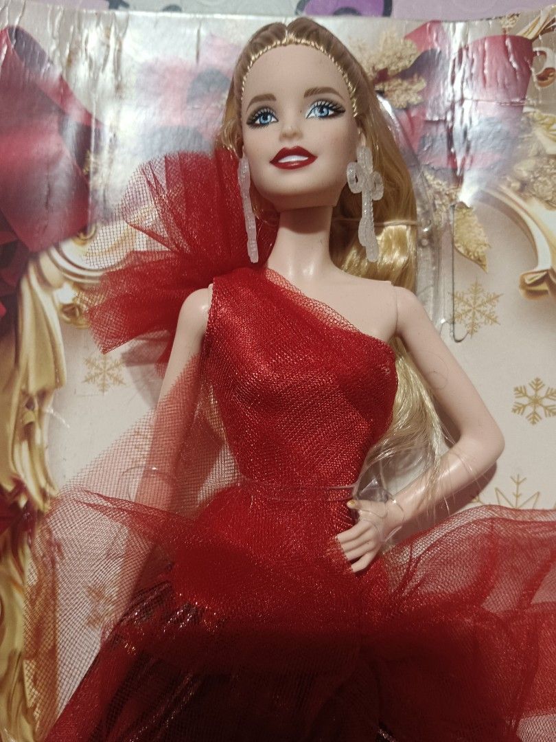 Barbie by mattel (Category: Action & Battle Toys) located in Pasig City. Submitted by rednaxela_rich (Listing ID 1468479758, Image 3). Description: barbie signature 2024 holiday collector doll blonde fashion doll.